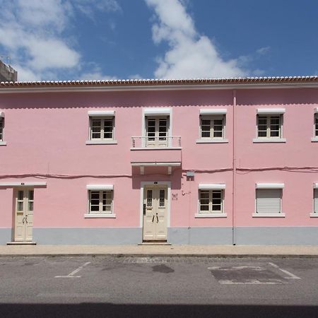 Family Home- Lisboa 希拉自由镇 外观 照片